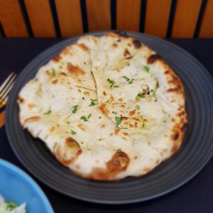GARLIC NAAN